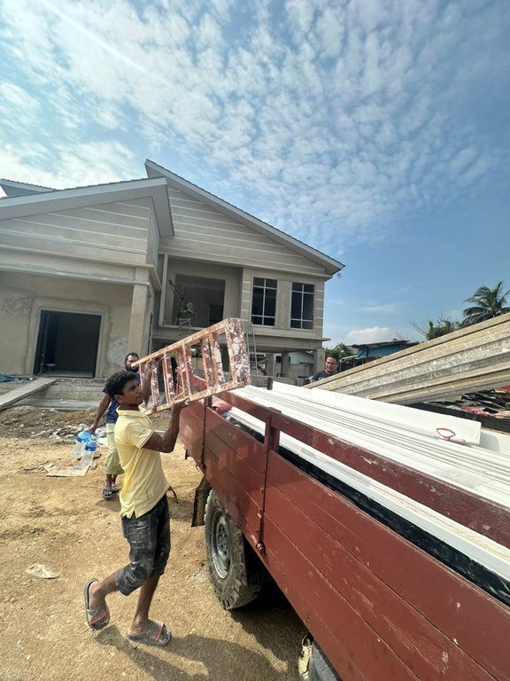 Projek kediaman dan kerja tapak
